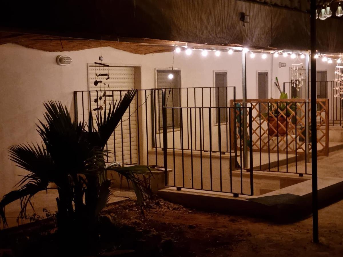 Le Case Di Pat - Palms Home San Pietro in Bevagna Εξωτερικό φωτογραφία